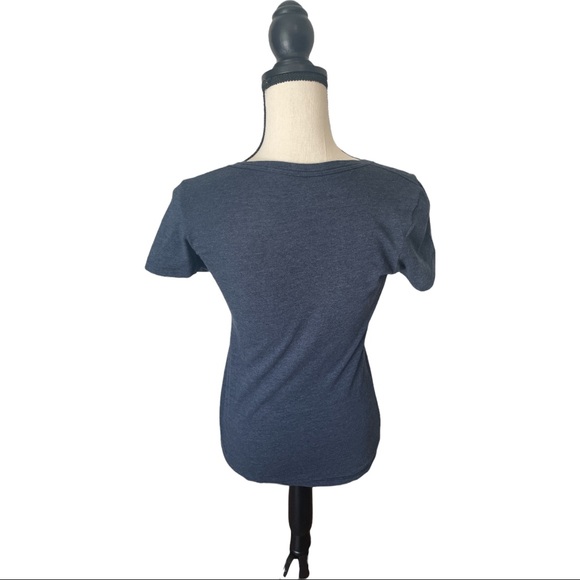 Harry Potter ladies Hogwarts tee size Small- Excellent condition! - Picture 3 of 3